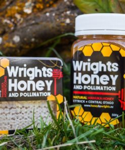 Manuka Honeycomb made by Honey by Wrights in Central Otago, New Zealand-120g